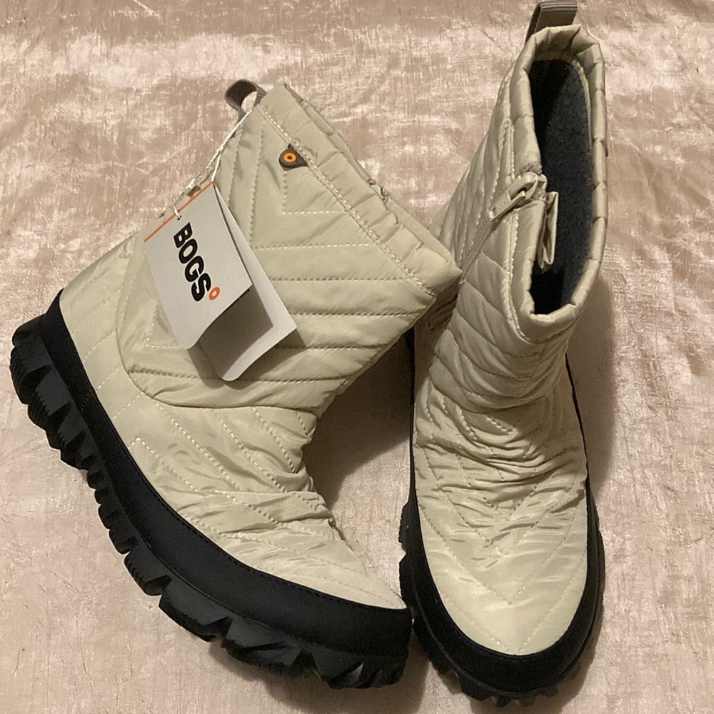 BOGS Snowcata Mid Waterproof Boots